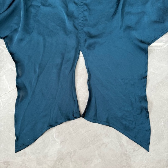 Women’s Vince Camuto Tie Front Elastic Cuff Long Sleeve V-Neck Top Medium - Picture 6 of 15